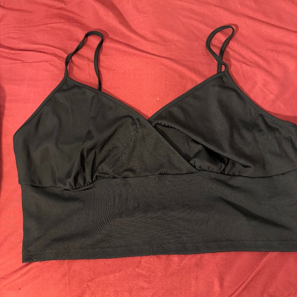 Black Crop Cami